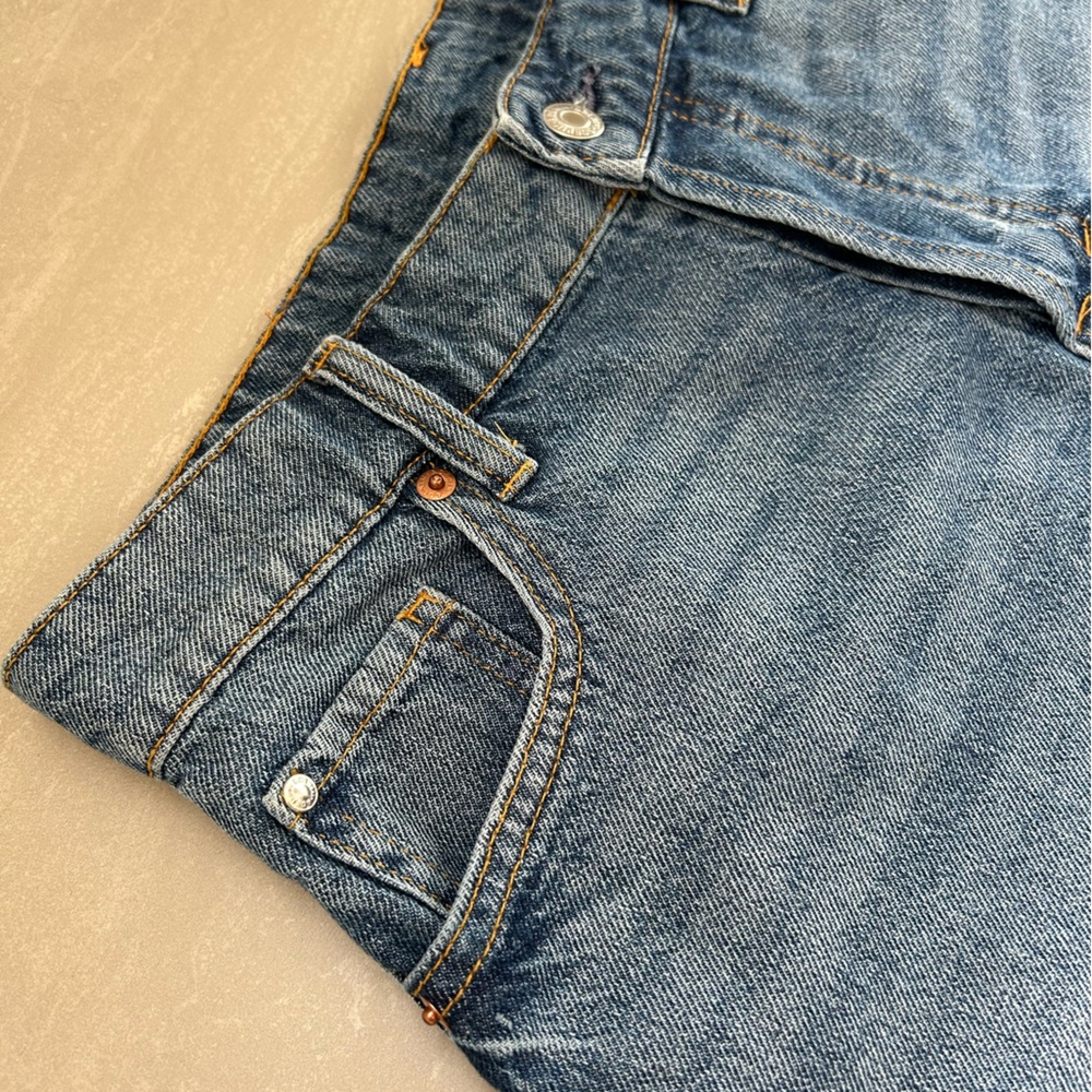 H&M Blue Jean Shorts 90’S BoyFriend with Frayed Hem 35%Cotton - Picture 2 of 14